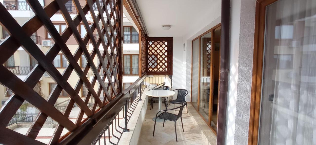 Garden Of Eden B3-2 Private One Bedroom Apartment Sveti Vlas Bagian luar foto