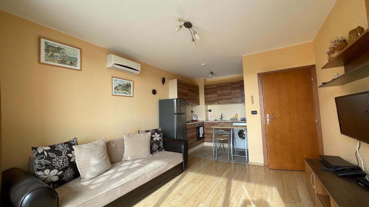 Garden Of Eden B3-2 Private One Bedroom Apartment Sveti Vlas Bagian luar foto